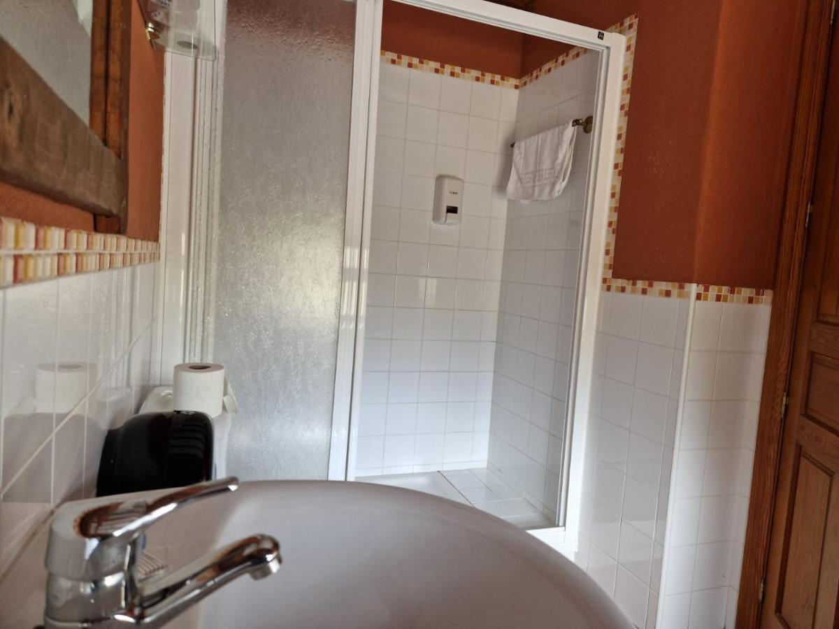 Hostal La Plata Oropesa Exteriér fotografie