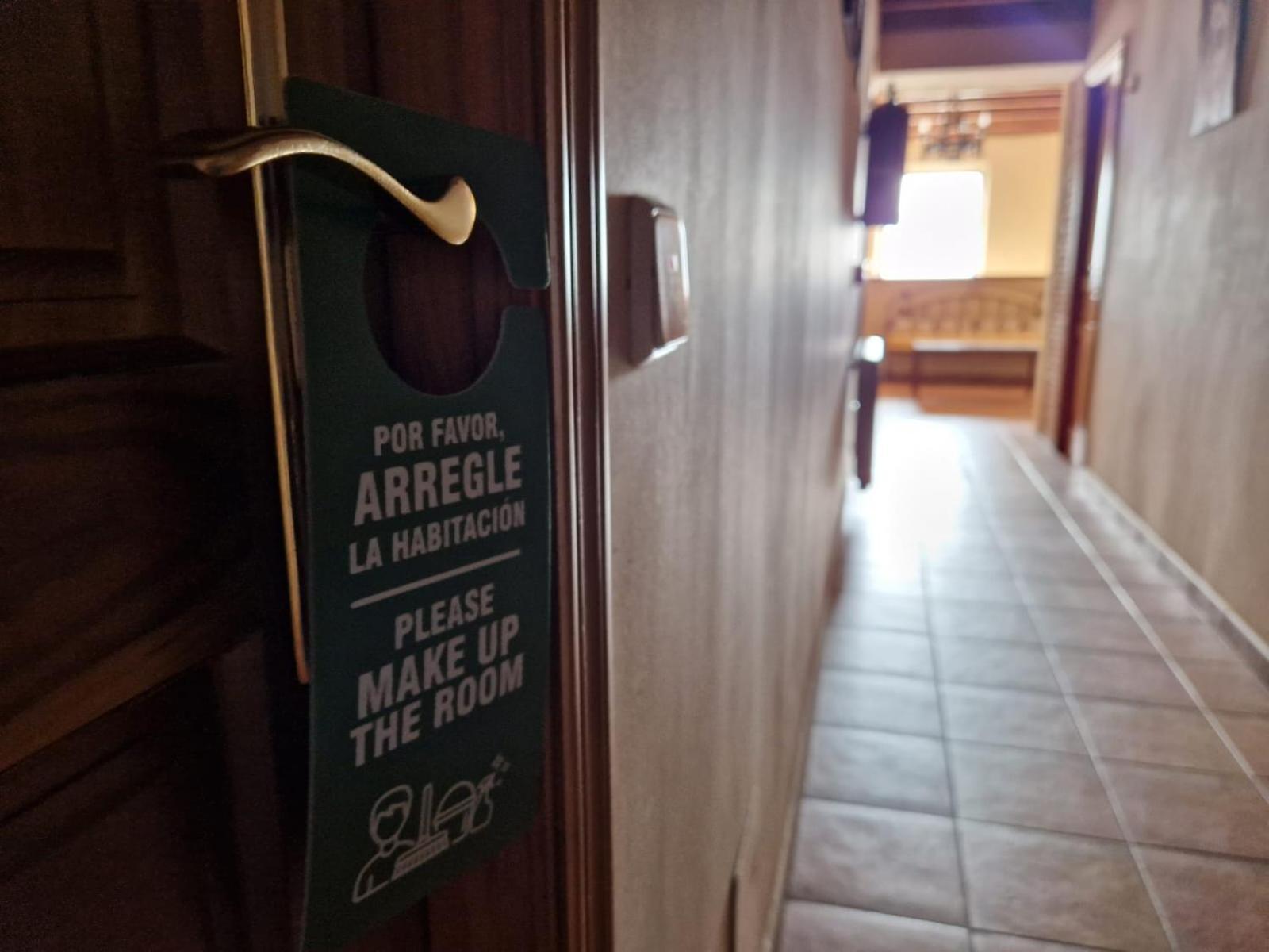 Hostal La Plata Oropesa Exteriér fotografie